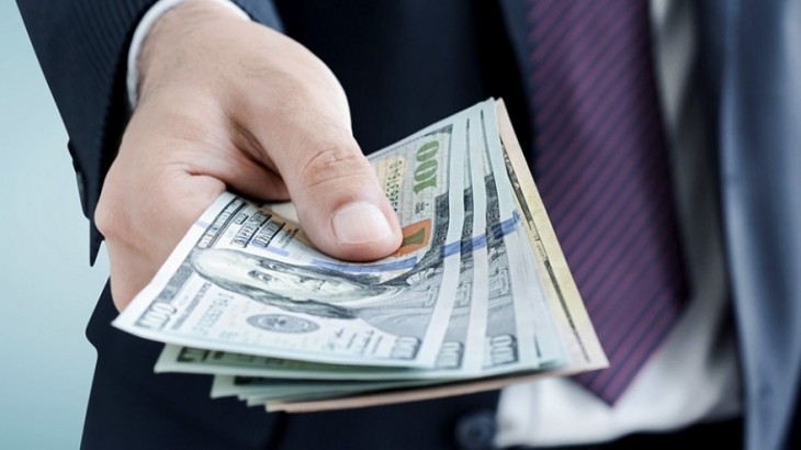 Dólar oficial hoy y dólar blue: a cuánto cerró este viernes 8 de mayo