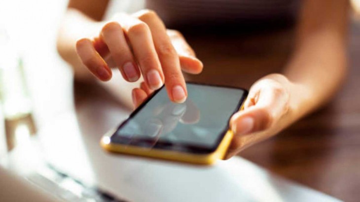 Transfirió $390.000 tras un mensaje de WhatsApp y descubrió que era una estafa