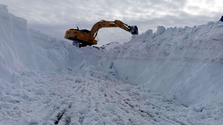 Cierran el Paso Internacional Pehuenche por hielo, nieve y fuertes vientos
