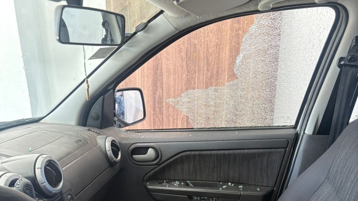 Preventores rescataron a un bebé que había quedado encerrado dentro de un vehículo