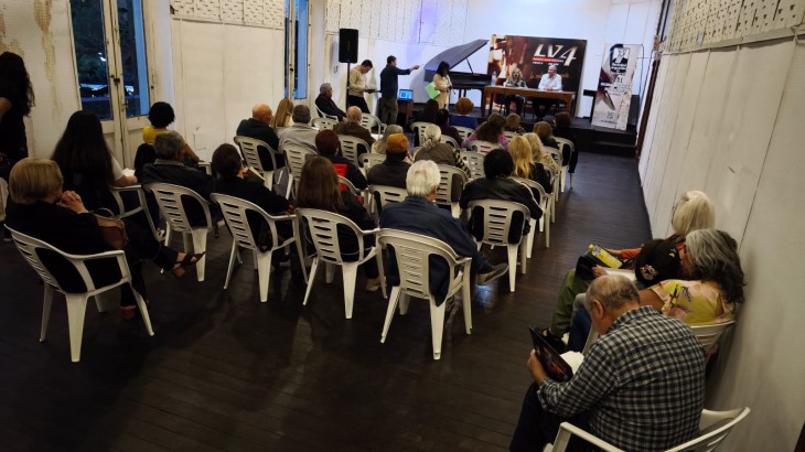 Con gran convocatoria, SADE San Rafael y LV4 llevaron adelante un Encuentro Literario en el Día Internacional de la Poesía