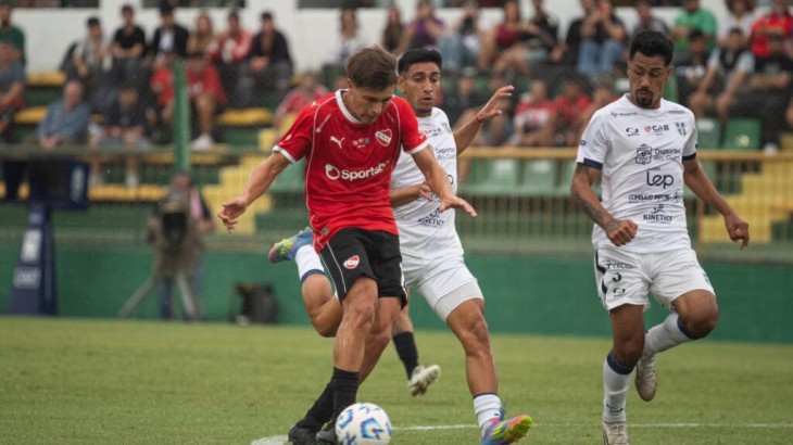 Independiente venció a Atenas de Río Cuarto y avanzó en la Copa Argentina