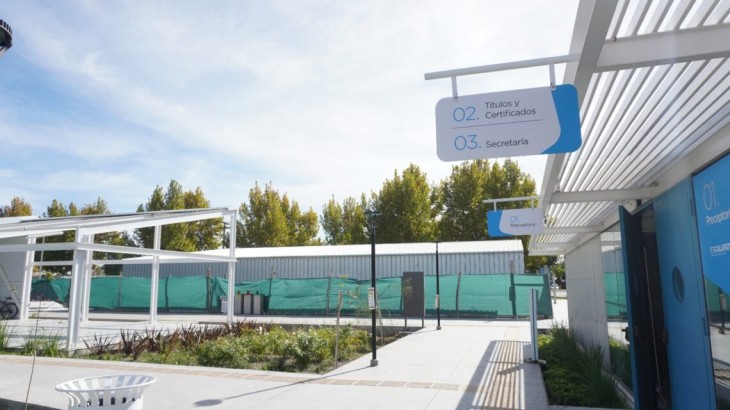 Más educación para Alvear: Molero recorrió los últimos avances en el Polo Educativo